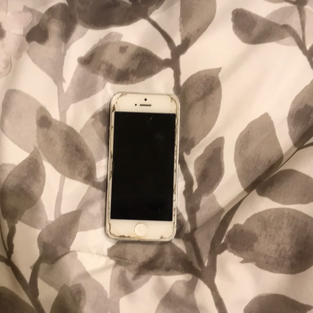 Used iPhone - Picture 2 of 3